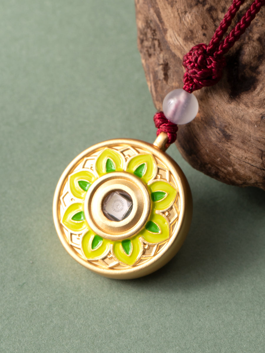 Baoxiang Flower Projection Pendant · Shurangama Mantra